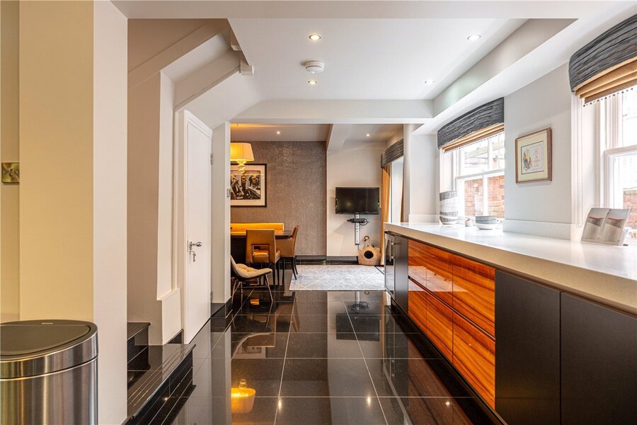 Kitchen To Dinr