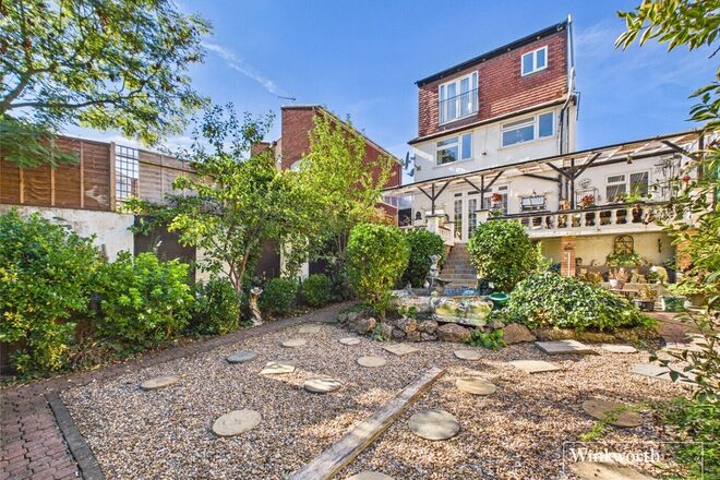 Holders Hill Drive, London, NW4