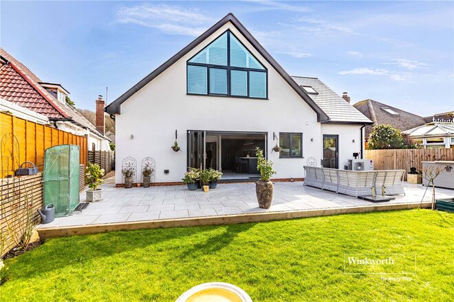 East Cliff Way, Christchurch, BH23