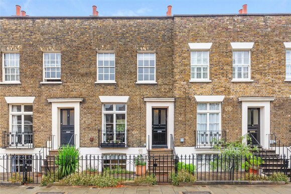 Walcot Square, London, SE11