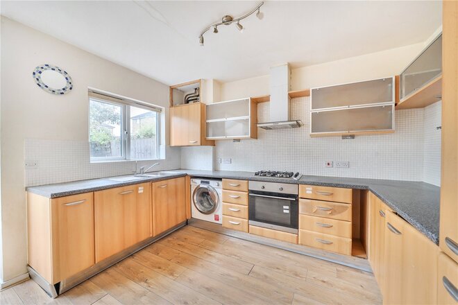 Quarles Park Road, Romford, RM6