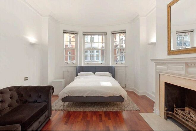 Basil Street, London, SW3
