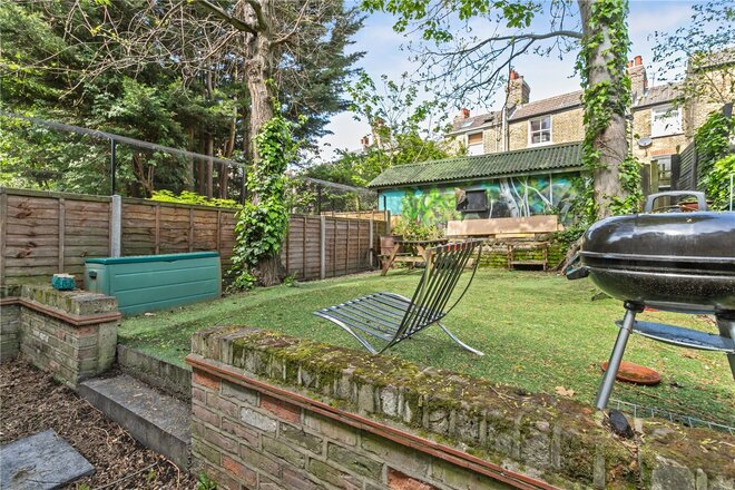 Narford Road, London, E5