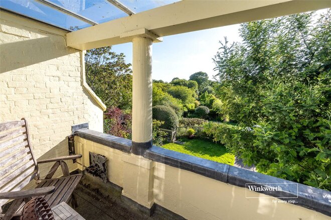 Salisbury Road, Christchurch, BH23