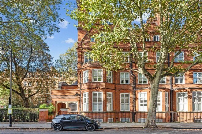 Harrington Gardens, South Kensington, SW7