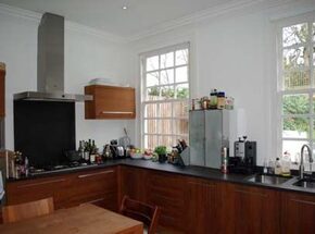Bracknell Gardens, London, NW3