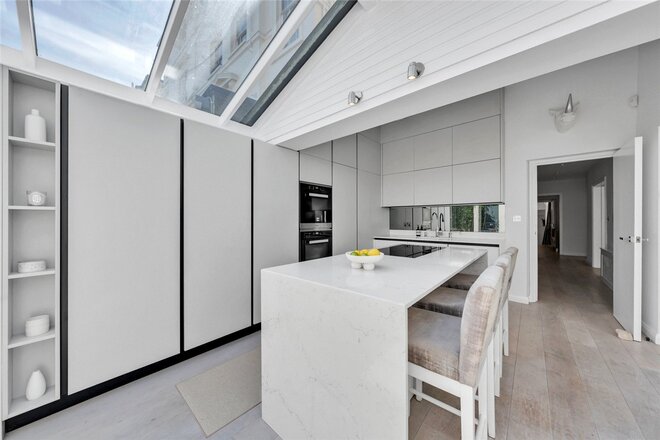 Blomfield Road, London, W9