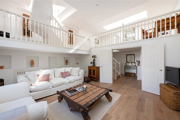 Warrington Crescent, London, W9