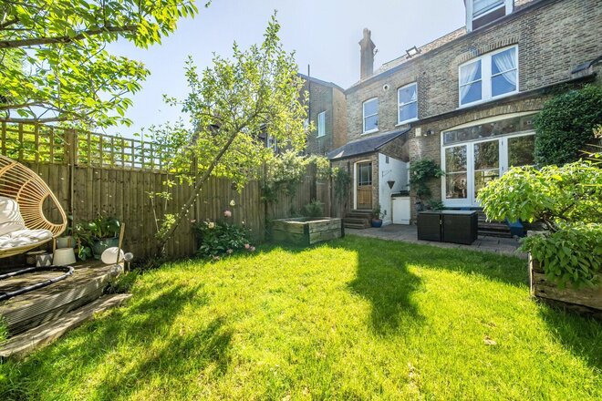Alexandra Drive, London, SE19