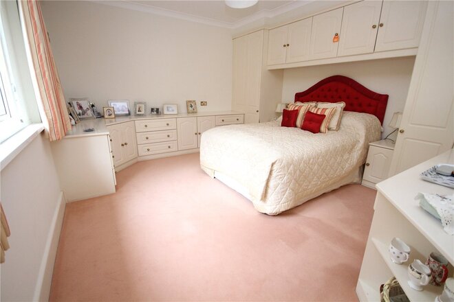 Kings Avenue, Poole, BH14