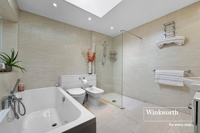 Crescent Walk, Ferndown, BH22