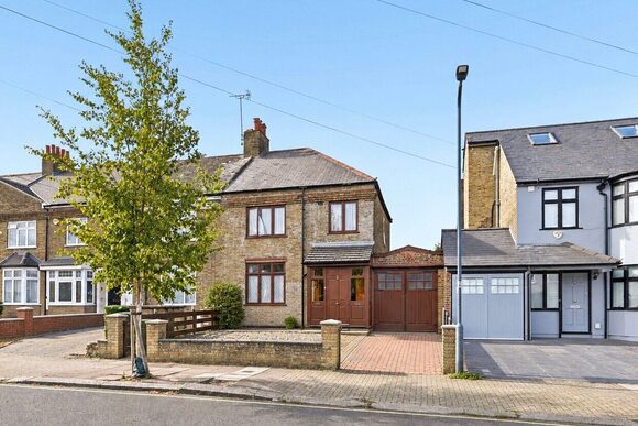 Herbert Gardens, London, NW10