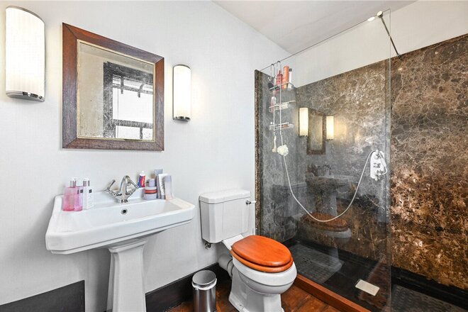 Great Russell Street, London, WC1B