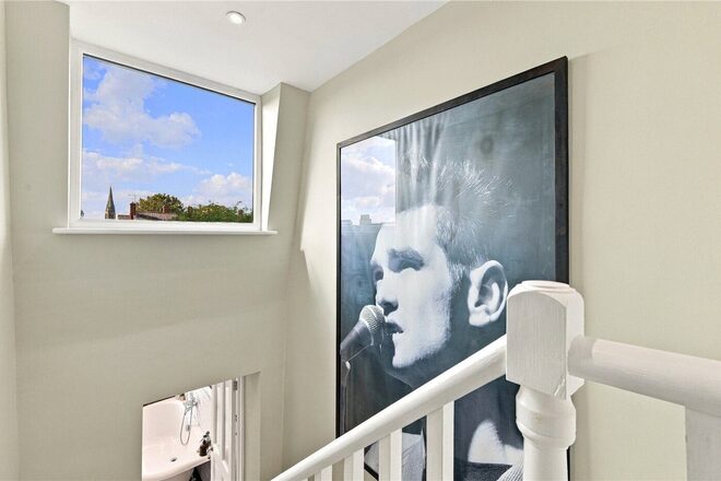 Kersley Road, London, N16