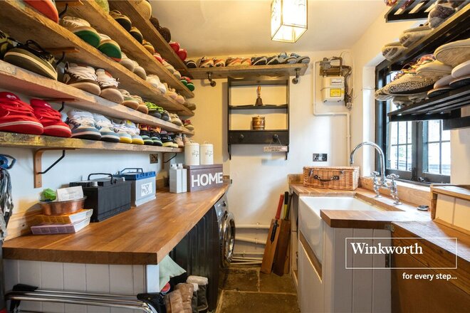 Wimborne Road East, Dorset, BH22