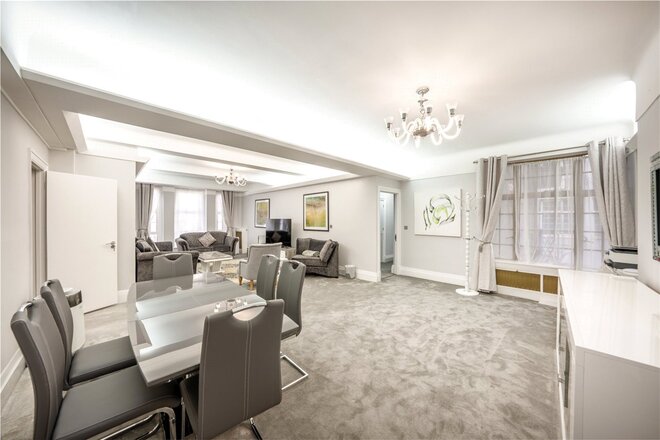 Berkeley Court, Baker Street, NW1