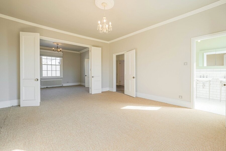 Bedroom To Dressing