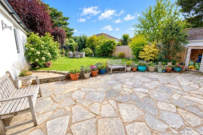 East Cliff Way, Christchurch, BH23