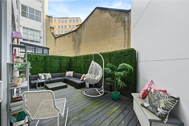 Warner Street, London, EC1R