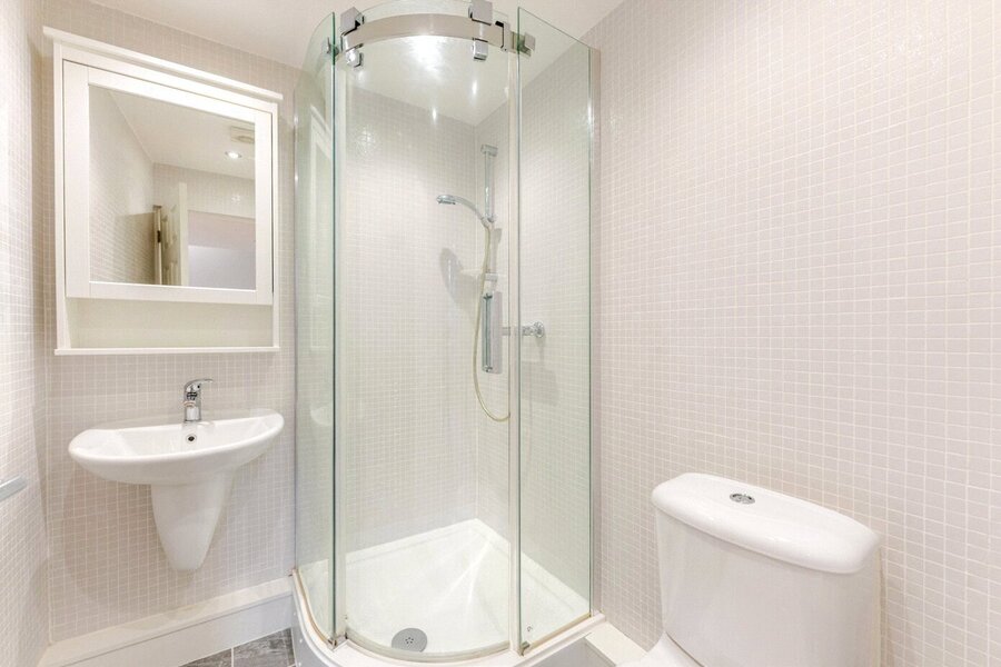En-Suite Bed 2