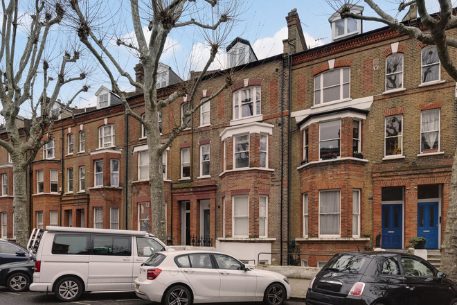 Randolph Avenue, London, W9