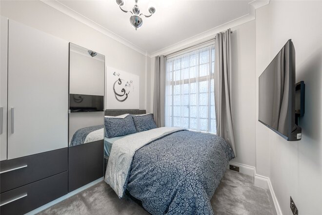 Berkeley Court, Baker Street, NW1