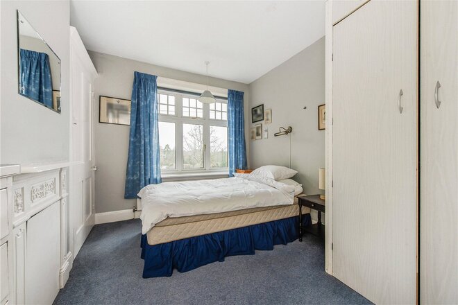 Chilbolton Avenue, Hampshire, SO22
