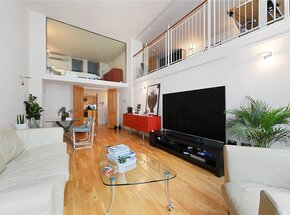 Ludgate Hill, London, EC4M