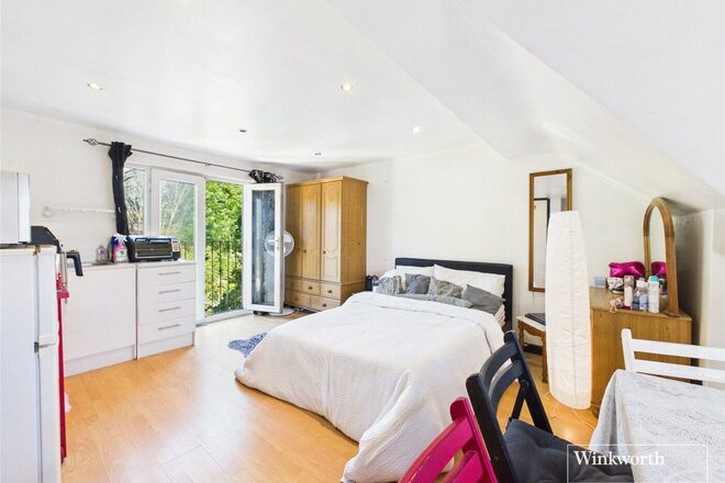 Holders Hill Drive, London, NW4