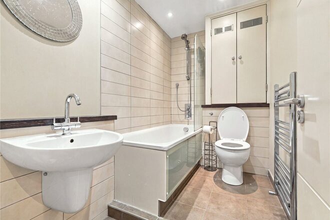 Lordship Park, London, N16