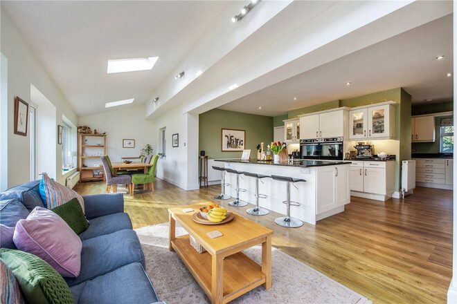 Harestock Road, Hampshire, SO22