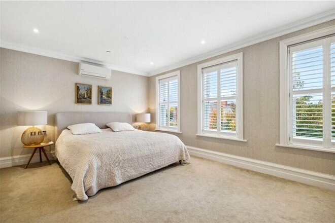 Easterby Villas, Barnes, SW13