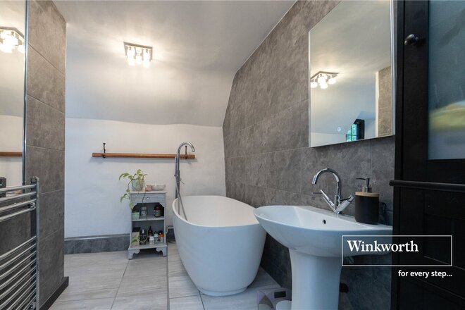 Wimborne Road East, Dorset, BH22