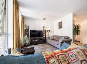 Bight Court, London, E3