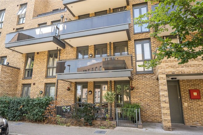 Bight Court, London, E3