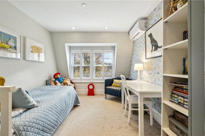 Easterby Villas, Barnes, SW13