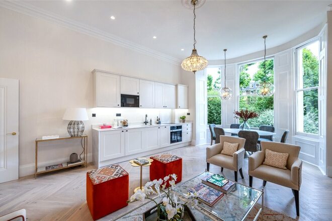 Warrington Crescent, London, W9