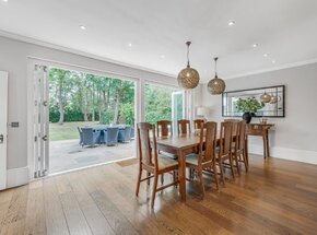 Castelnau, London, SW13