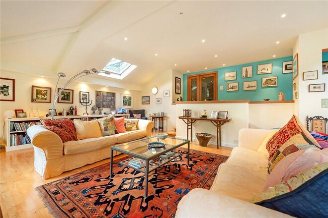 Sleepers Hill, Hampshire, SO22