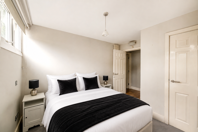 Trinity Mews, London, W10