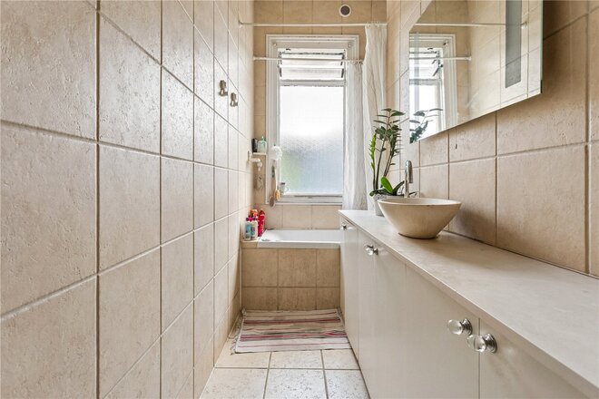 Gunton Road, London, E5