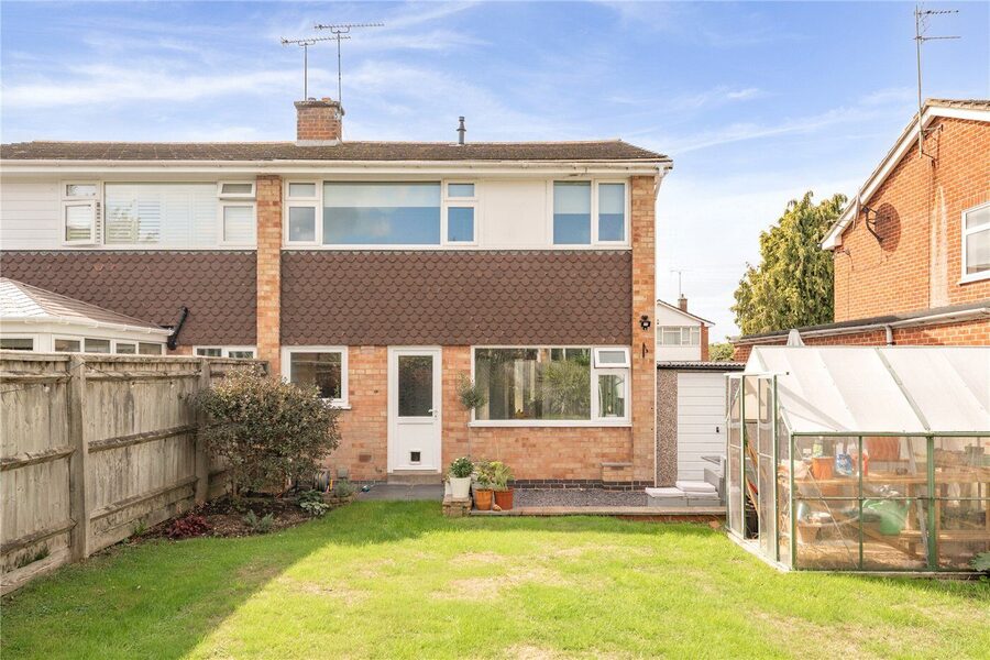 Reverse House Flat