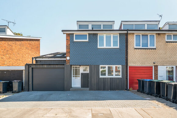 Pittville Gardens, London, SE25