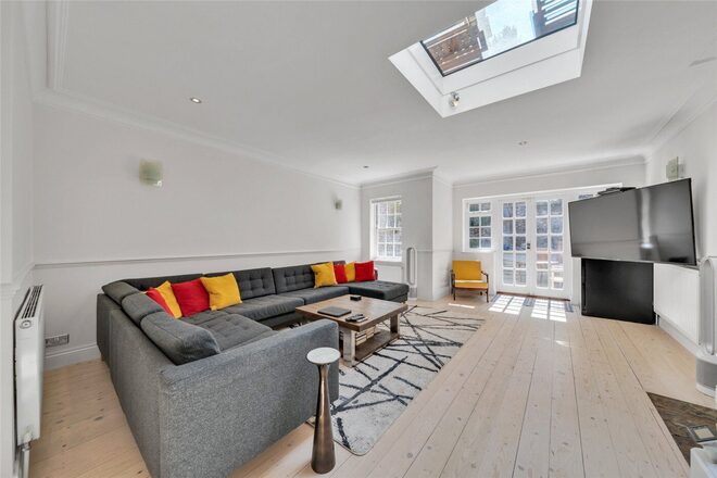 Ordnance Hill, London, NW8