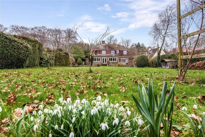 Harestock Road, Hampshire, SO22
