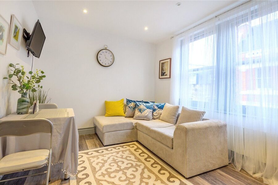 Flat 4 No. 35