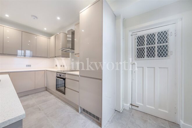 Finchley Road, London, NW11