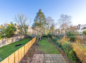 Hodford Road, London, NW11