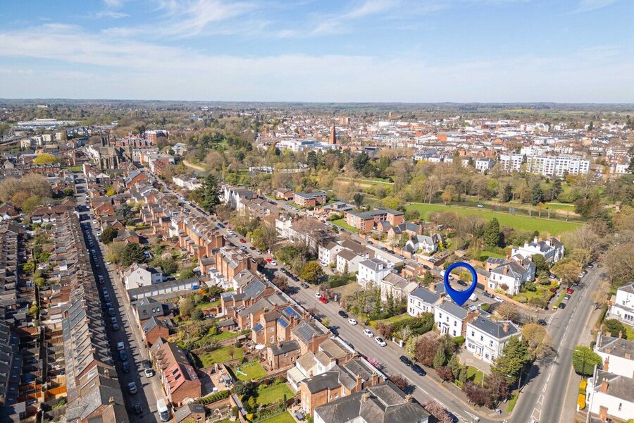 Far Dist Drone 2