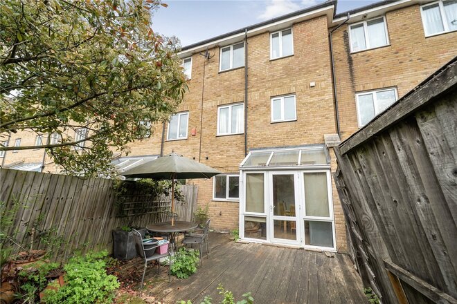 Quarles Park Road, Romford, RM6